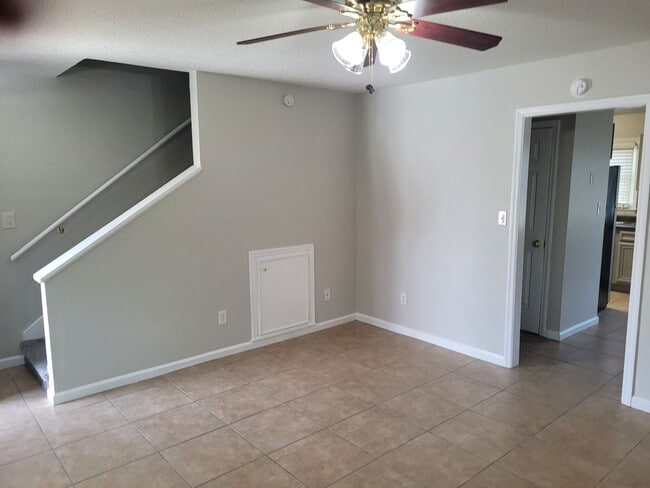 Photo - Haymont Area -2 Bedroom Town home for rent!