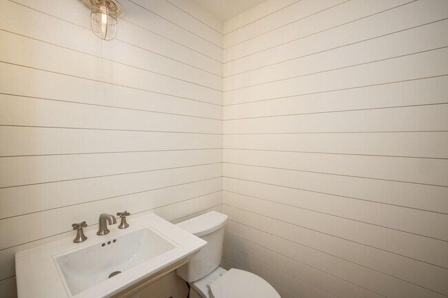 Photo - N52W6302 Mill St