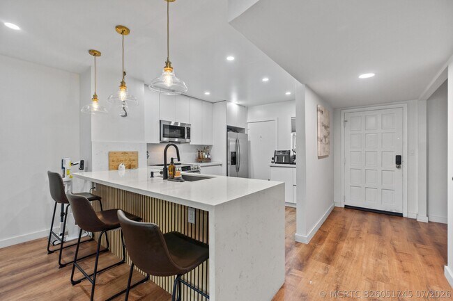 Photo - 6361 N Falls Cir Dr Unit 305