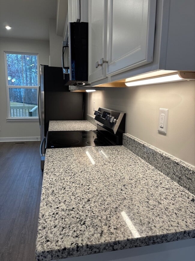 Photo - 711 Tambor Rd