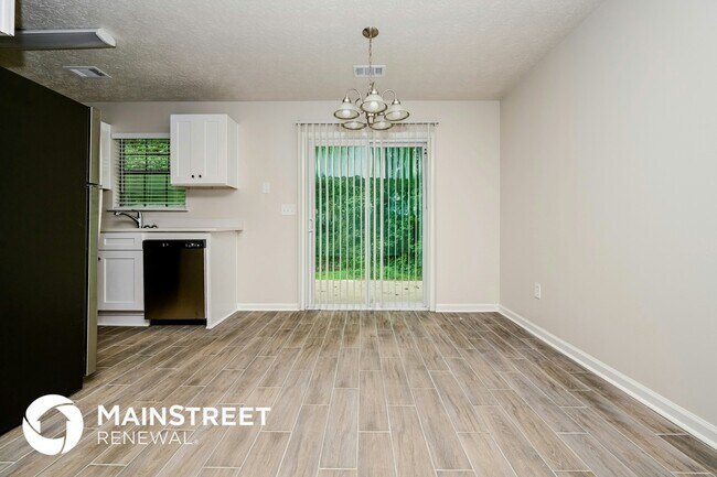 Photo - 149 Adrian Dr