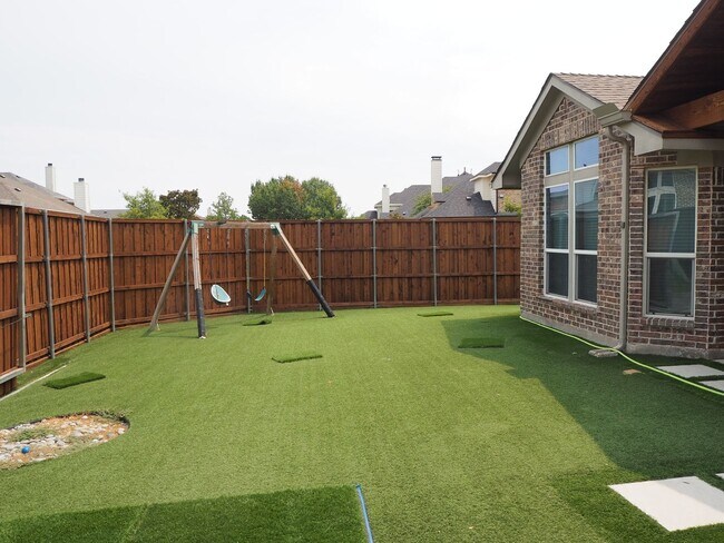 Photo - 14012 Badger Creek Dr
