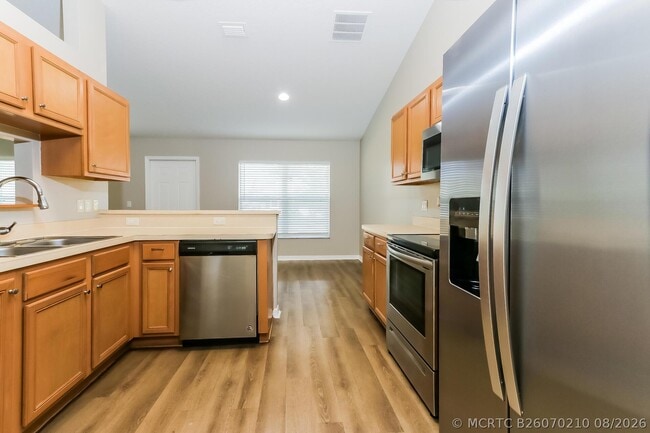 Photo - 2431 SE Gilbert Ave