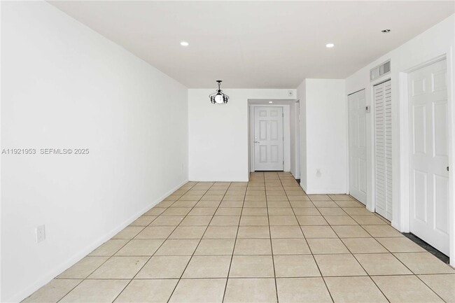 Photo - 1225 West Ave Unit 502