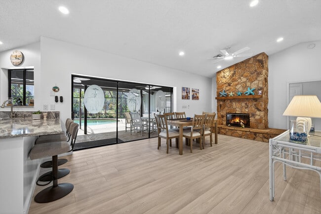 Photo - 8166 155th Pl N