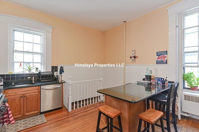 Photo - 139 Hillside St Condominio Unidad A