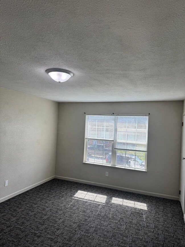 Photo - Collier Apts II Unit 5212 Collier Ct C