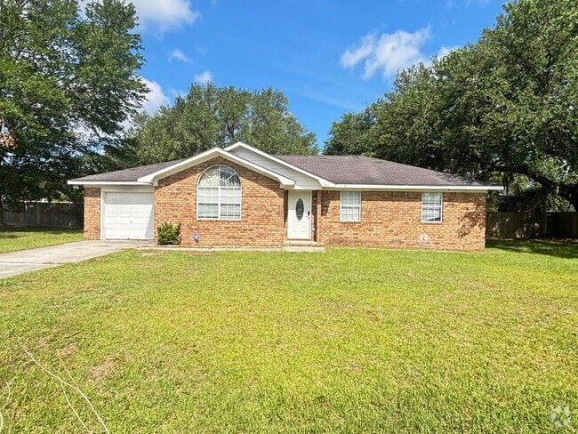 Building Photo - FOR RENT Rental