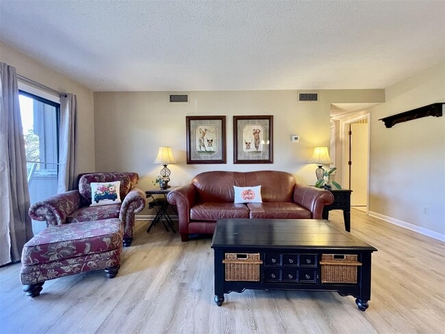 Photo - 1175 St Andrews Dr