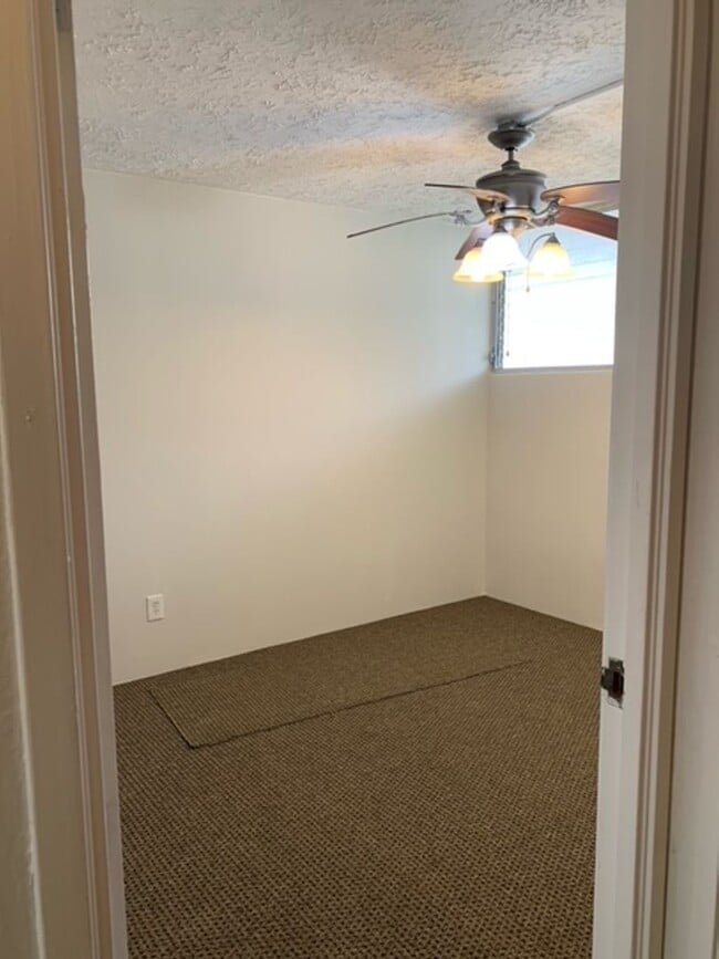 Photo - Northbrook-Melemanu -  2 Bedroom, 1 Bath Unit with 1 assigned parking Unit C303