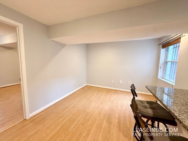 Photo - 1020 Fairmont St NW Unit #10