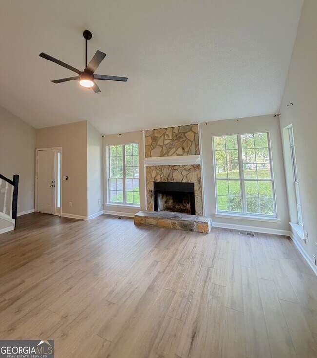 Photo - 177 Melleray Ct
