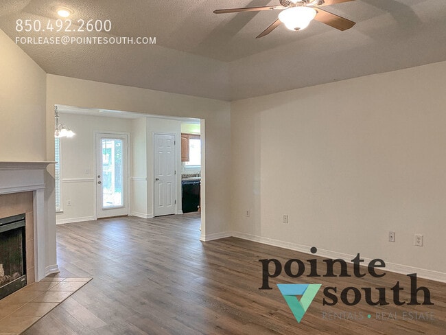 Photo - 16648 Vanilla Dr