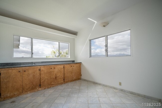 Photo - $3650.00 | 4bd/1.5ba Duplex in Pacific Palisades Pearl City