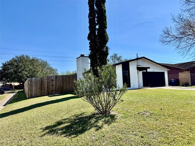 Photo - 7203 Addicks Clodine Rd