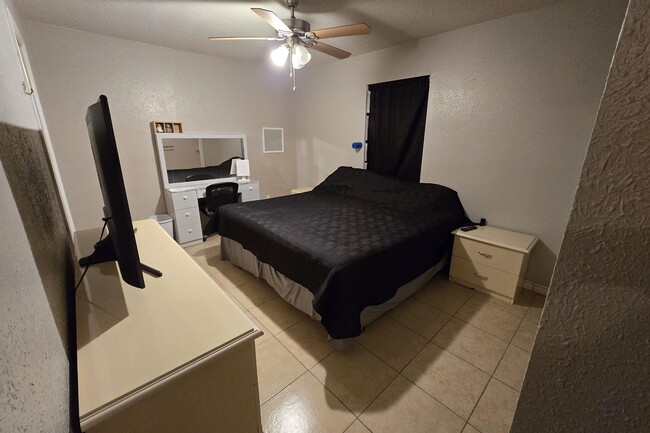 Photo - 713 Lariat Loop