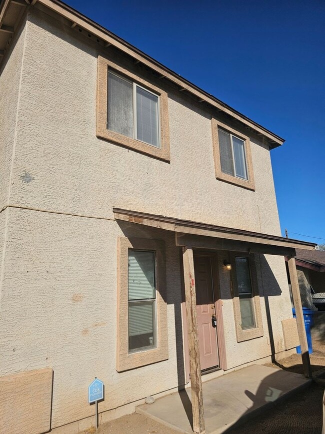 Building Photo - 1100 E Mohave St