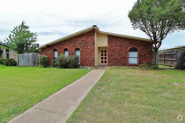 Building Photo - 5014 Coffeyville Trail Rental