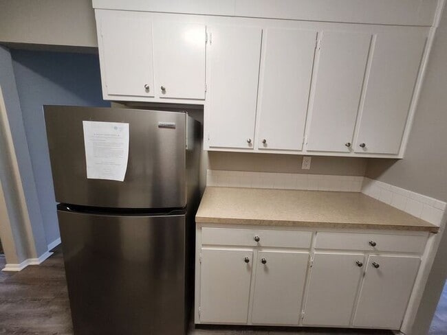 Photo - Beautifully Renovated 1-Bed, 1-Bath Apartment – Main Level Living | Move In Today and Get Your 2n...