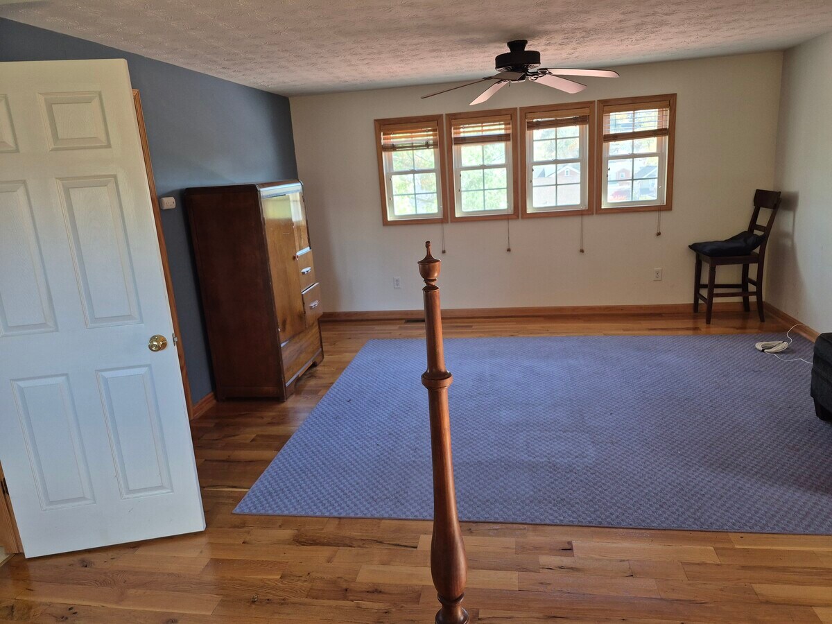 Photo - 621 Gypsy Ave