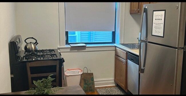 Photo - 1913 W Larchmont Ave Unit 3B