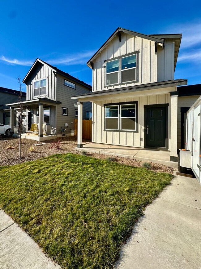 Photo - Bright & Modern in NW Redmond