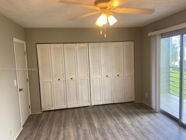 Photo - 398 Fanshaw J Unit #398