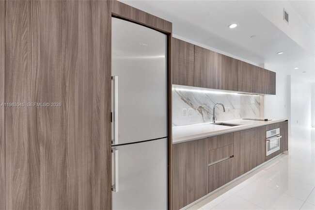 Photo - 851 NE 1st Ave Unit 307