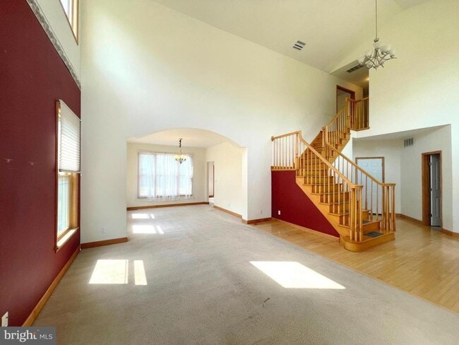 Photo - 43737 Sandy Bottom Rd