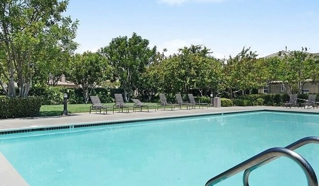 Photo - 1317 Corte Alemano