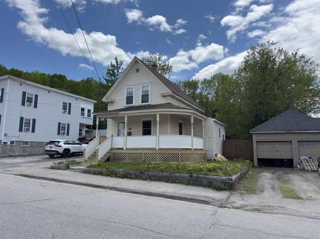 Photo - 246 E Mason St