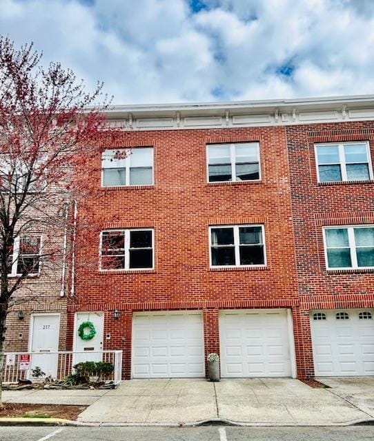 Building Photo - 215 Madison St Unit 1 Rental