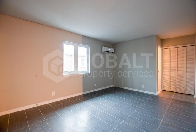 Photo - 943 Greenwood Ave NE Unit Apt 06