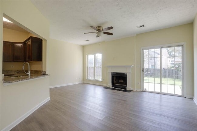 4033 Oak Glenn Dr