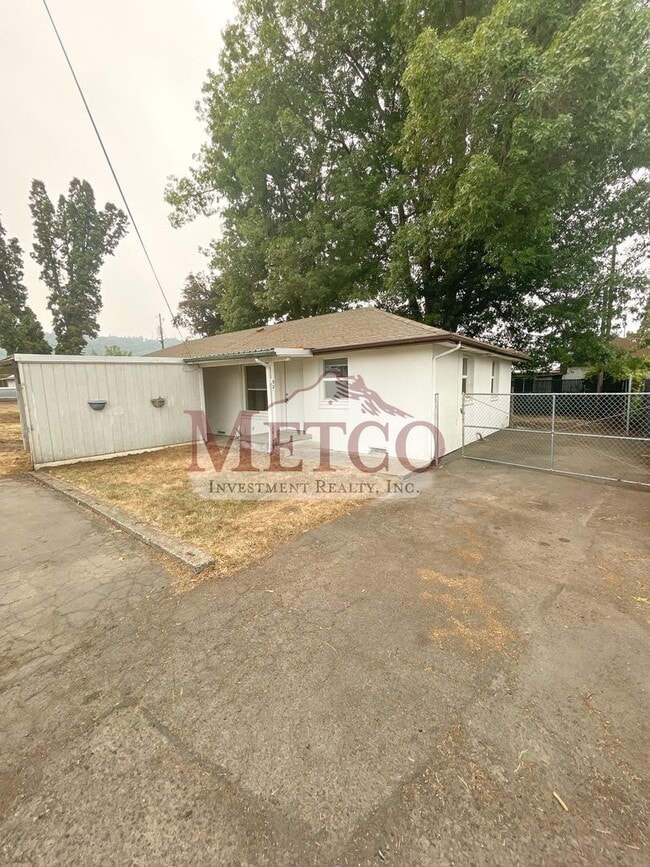Building Photo - 20501 Unit 20501-A