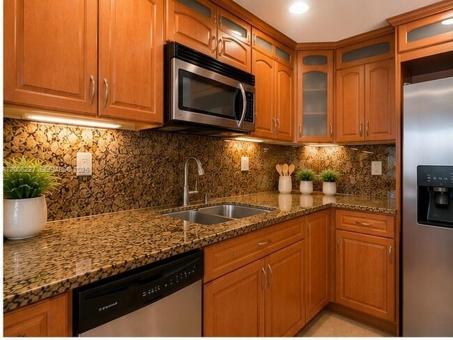 Photo - 1368 Seaview
