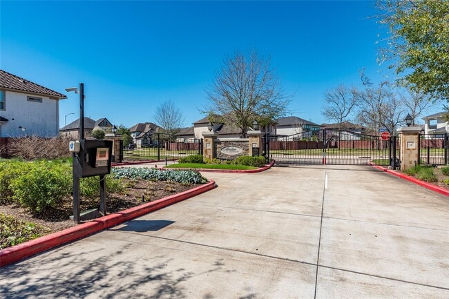 Photo - 5423 Lachlan Springs Ln
