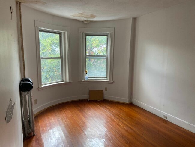 Photo - 1905 Beacon St Unit 2F