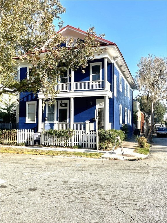 Building Photo - 418 E 40th St Rental