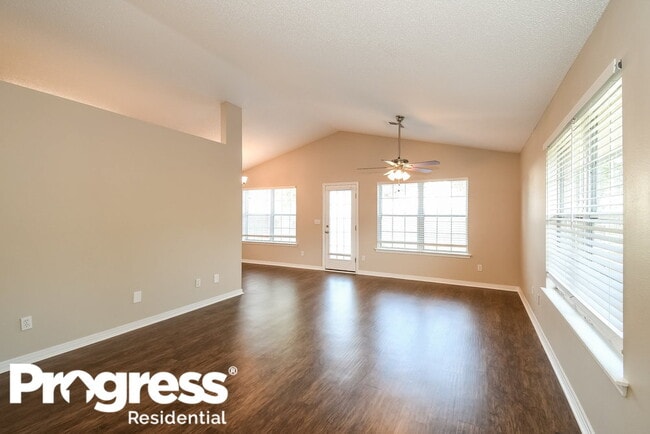 7326 Ironside Ct