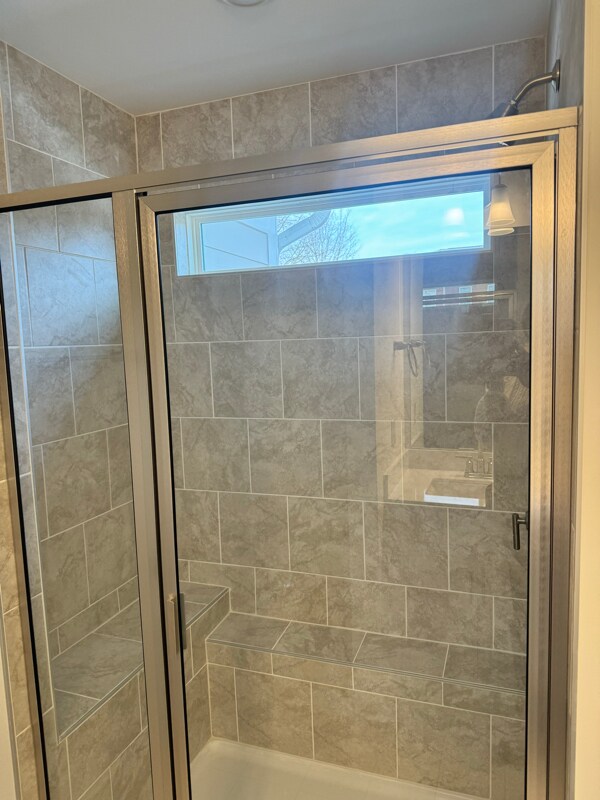 Photo - 605 Wetherbrooke Way