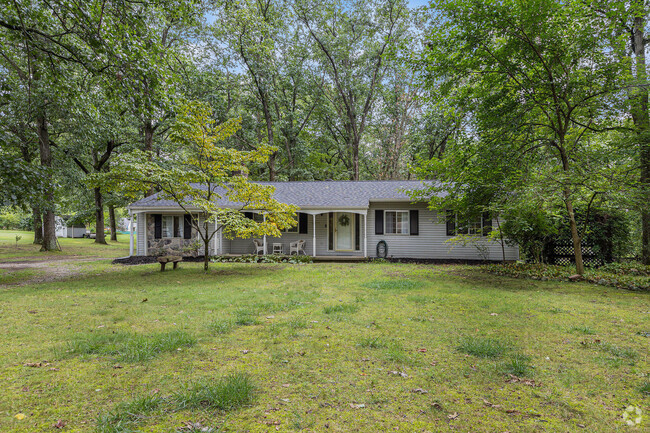 Building Photo - 13195 Rainbow Dr Rental