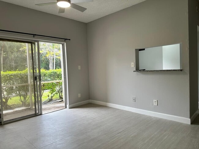 Building Photo - 891 Cypress Park Way Unit E6 Rental