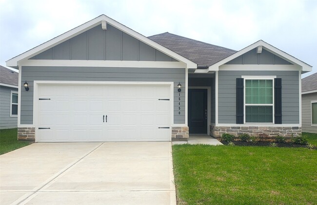 Building Photo - 15450 Maple Ter Dr Rental