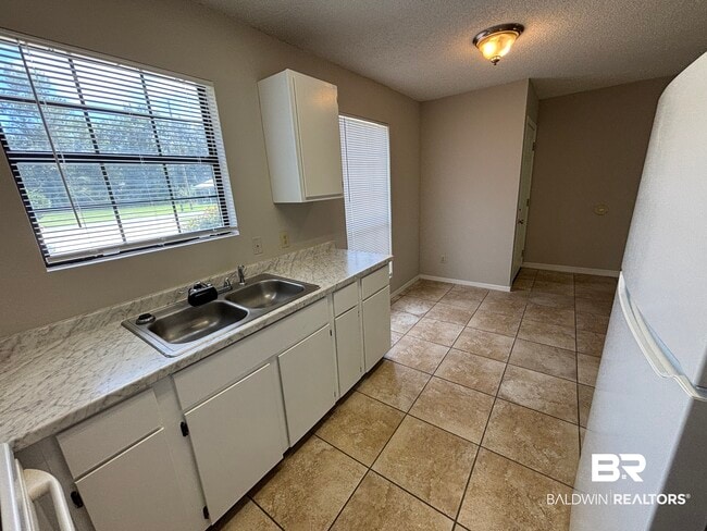 6387 Schoel Ln