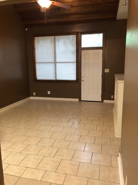 Photo - 8366 Governor Dr Unit 8366