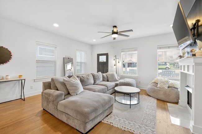 Photo - 5509B Louisiana Ave