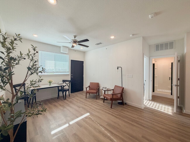 Photo - Beyond The Bend