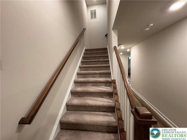 Photo - 7505 Clayton Ave