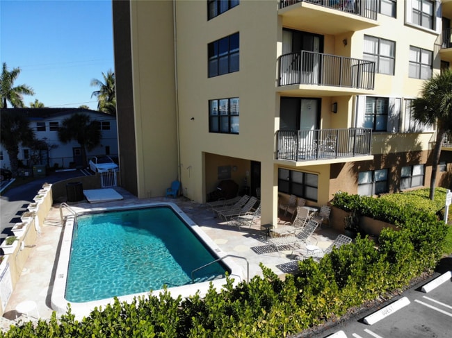 Photo - 801 N Ocean Blvd